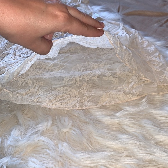 Cream Ivory Colored Sheer Lace Blouse / Top with Open Sides - Picture 9 of 9